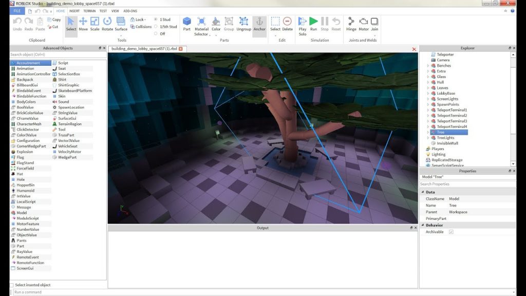 Интерфейс Roblox Studio с примером создания игры